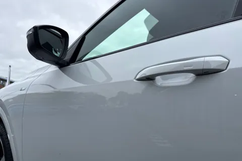 PX75KMY Audi Q5 SUV Edition 1 TDI quattro 204 PS S tronic Thumbnail #32