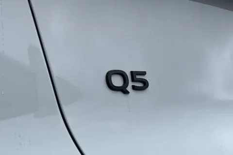 PX75KMY Audi Q5 SUV Edition 1 TDI quattro 204 PS S tronic Thumbnail #33