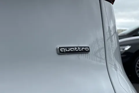 PX75KMY Audi Q5 SUV Edition 1 TDI quattro 204 PS S tronic Thumbnail #34