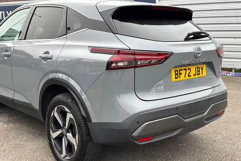 BF72JBY Nissan Qashqai 1.3 DIG-T MHEV N-Connecta XTRON Euro 6 (s/s) 5dr Thumbnail #8