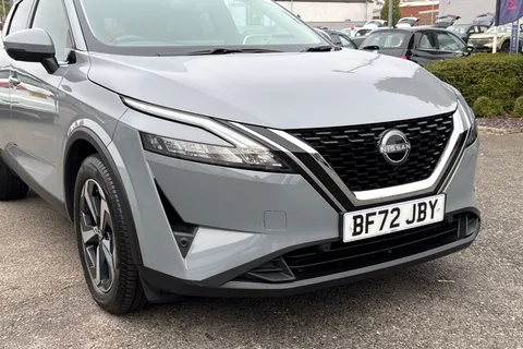 BF72JBY Nissan Qashqai 1.3 DIG-T MHEV N-Connecta XTRON Euro 6 (s/s) 5dr Thumbnail #9