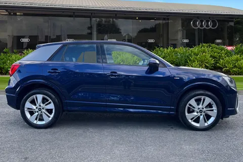 PN72LLU Audi Q2 S line 35 TFSI  150 PS S tronic Thumbnail #3