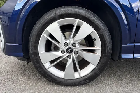 PN72LLU Audi Q2 S line 35 TFSI  150 PS S tronic Thumbnail #9