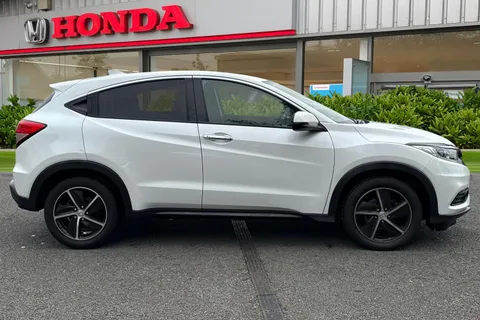 PF19VPY Honda HR-V 1.5 i-VTEC SE CVT 5dr Thumbnail #4
