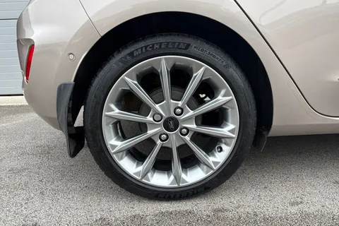 MF18ATY Ford Fiesta 1.0T EcoBoost Vignale Auto Euro 6 (s/s) 5dr Thumbnail #10