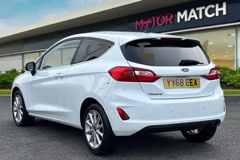 YY68EEA Ford Fiesta 1.0T EcoBoost Titanium Euro 6 (s/s) 3dr Thumbnail #3