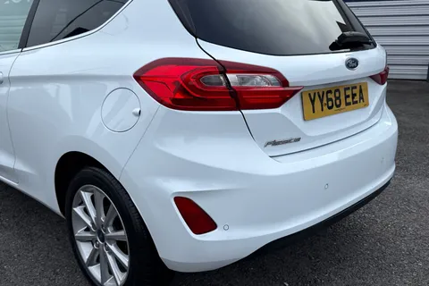 YY68EEA Ford Fiesta 1.0T EcoBoost Titanium Euro 6 (s/s) 3dr Thumbnail #8