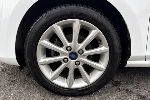 YY68EEA Ford Fiesta 1.0T EcoBoost Titanium Euro 6 (s/s) 3dr Thumbnail #11