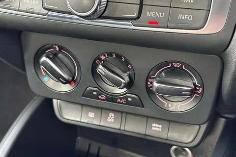 22 of 67 for AUDI A1 1.4 TFSI S Line Nav 5dr