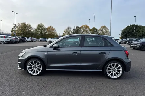 31 of 67 for AUDI A1 1.4 TFSI S Line Nav 5dr