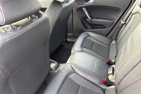 35 of 67 for AUDI A1 1.4 TFSI S Line Nav 5dr