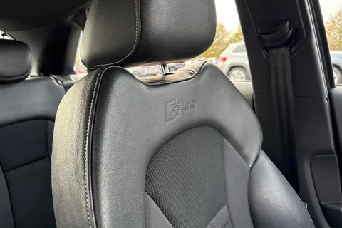 61 of 67 for AUDI A1 1.4 TFSI S Line Nav 5dr