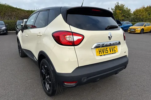 HV15VVC Renault Captur 1.5 dCi Dynamique S MediaNav EDC Euro 5 5dr Thumbnail #8
