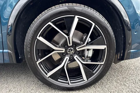 DK25ZKO Volkswagen Tiguan 2.0 TDI R-Line 5dr DSG ⭐Driver assistance package IQ lights, Info Package p Thumbnail #10