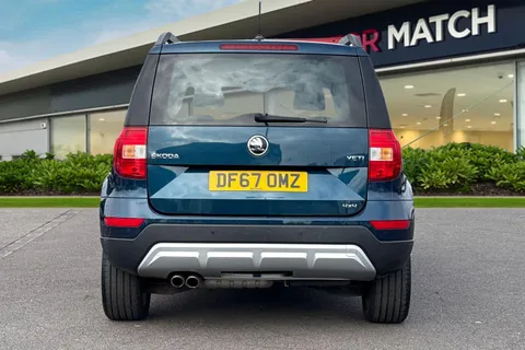 DF67OMZ Škoda Yeti 2.0 TDI SE L Drive Outdoor 4WD Euro 6 (s/s) 5dr Thumbnail #5