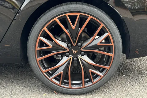 KW25OLH CUPRA Leon 1.5 eTSI V3 DSG Euro 6 (s/s) 5dr Thumbnail #11