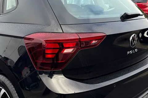  Volkswagen Polo 1.0 TSI Life Euro 6 (s/s) 5dr Thumbnail #8