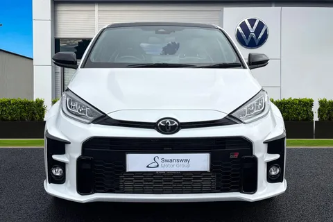 KS22URX Toyota Yaris 1.6T GR Circuit AWD Euro 6 3dr Thumbnail #6