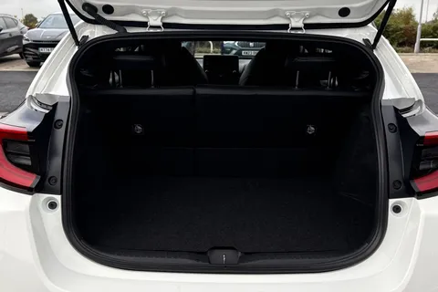 KS22URX Toyota Yaris 1.6T GR Circuit AWD Euro 6 3dr Thumbnail #7