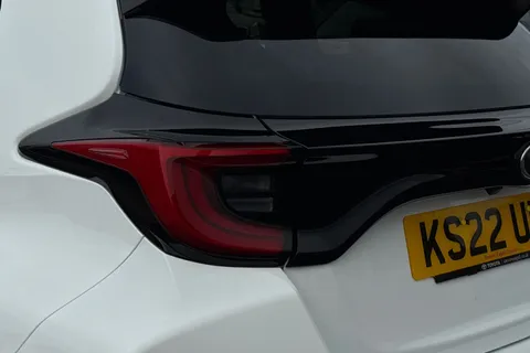 KS22URX Toyota Yaris 1.6T GR Circuit AWD Euro 6 3dr Thumbnail #8