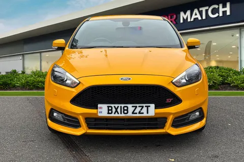 6 of 53 for FORD FOCUS 2.0T EcoBoost ST-3 Navigation 5dr