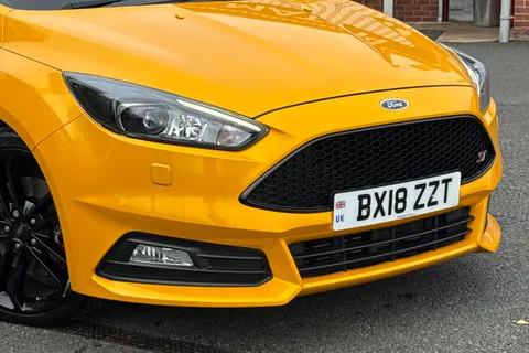 9 of 53 for FORD FOCUS 2.0T EcoBoost ST-3 Navigation 5dr