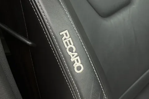 34 of 53 for FORD FOCUS 2.0T EcoBoost ST-3 Navigation 5dr