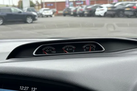 39 of 53 for FORD FOCUS 2.0T EcoBoost ST-3 Navigation 5dr