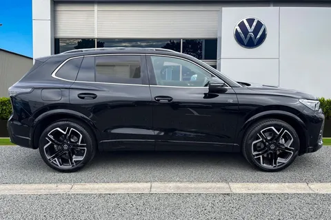 Volkswagen Tiguan 2.0 TDI R-Line DSG Euro 6 (s/s) 5dr Thumbnail #4