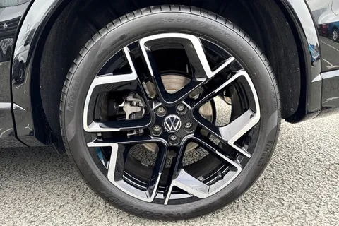 Volkswagen Tiguan 2.0 TDI R-Line DSG Euro 6 (s/s) 5dr Thumbnail #12