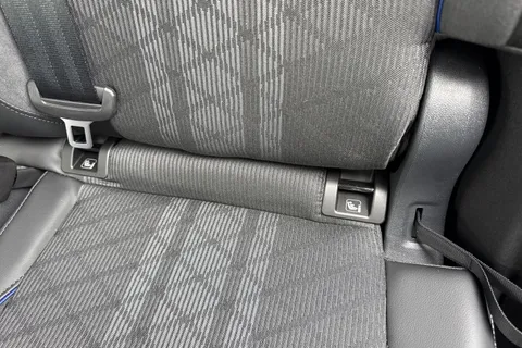 Volkswagen Tiguan 2.0 TDI R-Line DSG Euro 6 (s/s) 5dr Thumbnail #36