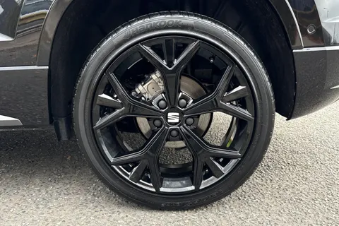 KJ25RUA SEAT Ateca 1.5 TSI EVO FR Black Edition Euro 6 (s/s) 5dr Thumbnail #11