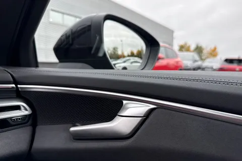 DX25UPN Audi A6 Avant Avant Edition 1 TFSI  204 PS S tronic Thumbnail #22