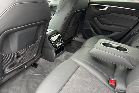 DX25UPN Audi A6 Avant Avant Edition 1 TFSI  204 PS S tronic Thumbnail #47