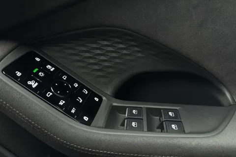 DX25UPN Audi A6 Avant Avant Edition 1 TFSI  204 PS S tronic Thumbnail #58