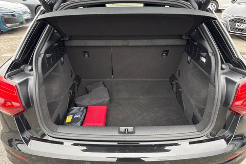 PL68JNU Audi Q2 S line 30 TDI 116 PS 6-speed Thumbnail #7