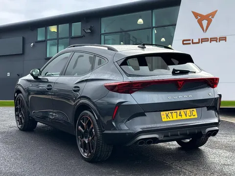 KT74VJC CUPRA Formentor 2.0 TSI 333 VZ3 5dr DSG 4Drive*** PANORAMIC SUNROOF*** Thumbnail #3