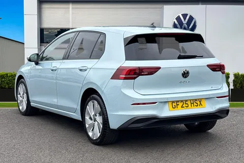GF25HSX Volkswagen Golf 1.5 TSI 204 Match eHybrid 5dr DSG Thumbnail #3