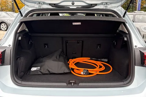 GF25HSX Volkswagen Golf 1.5 TSI 204 Match eHybrid 5dr DSG Thumbnail #8