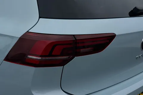 GF25HSX Volkswagen Golf 1.5 TSI 204 Match eHybrid 5dr DSG Thumbnail #9