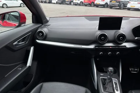 KP69VCW Audi Q2 1.5 TFSI CoD 35 S line S Tronic Euro 6 (s/s) 5dr Thumbnail #21