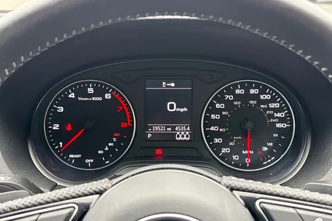 KP69VCW Audi Q2 1.5 TFSI CoD 35 S line S Tronic Euro 6 (s/s) 5dr Thumbnail #41