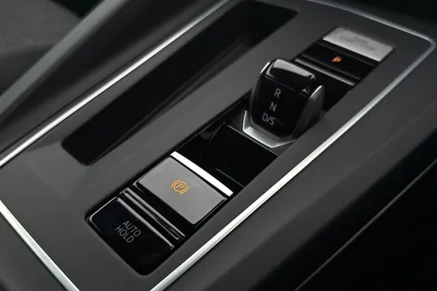 GF25HSX Volkswagen Golf 1.5 TSI 204 Match eHybrid 5dr DSG Thumbnail #39