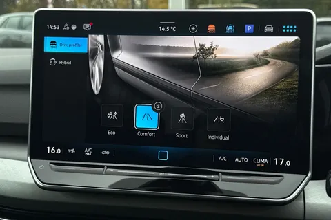 GF25HSX Volkswagen Golf 1.5 TSI 204 Match eHybrid 5dr DSG Thumbnail #43