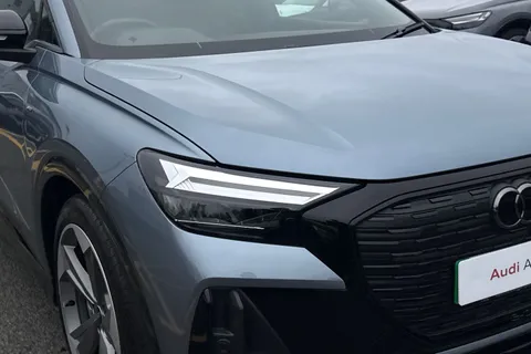 KS74CZX Audi Q4 e-tron Q4 Sportback Black Edition 45 e-tron  210,00 kW Thumbnail #9