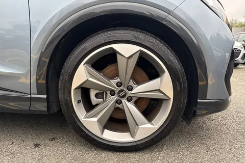 KS74CZX Audi Q4 e-tron Q4 Sportback Black Edition 45 e-tron  210,00 kW Thumbnail #11