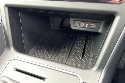 Volkswagen Polo 1.0 TSI R-Line Euro 6 (s/s) 5dr Thumbnail #37