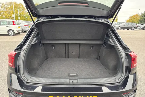 GD68NRN Volkswagen T-Roc 1.6 TDI R-Line Euro 6 (s/s) 5dr Thumbnail #7