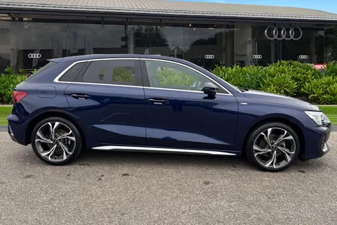 DH74LTE Audi A3 S line 35 TFSI  150 PS 6-speed Thumbnail #4