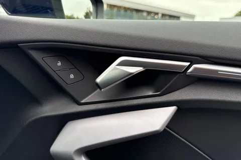 DH74LTE Audi A3 S line 35 TFSI  150 PS 6-speed Thumbnail #22